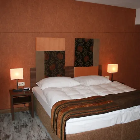 Belassi Hotel 4*