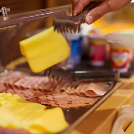 Belassi 波切尼斯