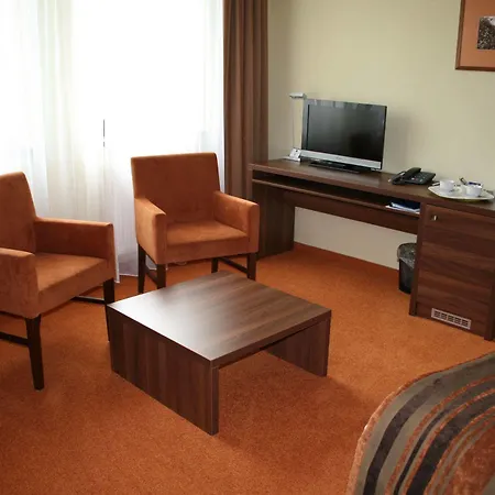 Belassi Hotel 4*